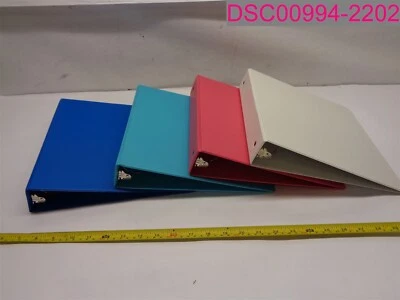 Paquete de 4; Carpetas de 3 anillas de 2" de ancho mundial, azul, rosa, blanco Foto 1 de 4