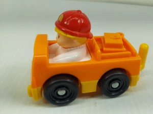 Fisher Price Little People WHEELIE AIRPORT TRAM CAR TRAIN - Picture 1 of 8