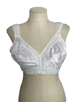 Sujetador PLAYTEX blanco cierre trasero con correas de cojín talla 40B* Foto 1 de 4