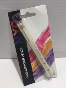 N.Y.C. Highlighter Pencil - Miss Sparkle Color: Shimmer White - Picture 1 of 1