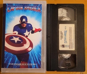 1990 Columbia Tristar VHS: Captain Americ (clamshell) (Ronny Cox, Matt Salinger) - Picture 1 of 3