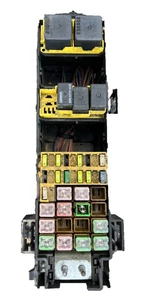 06 2006 Jeep Grand Cherokee 3.7L Fuse Box Relay Junction Block 56050736AD - Picture 1 of 3