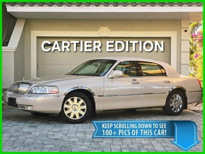 2003 Lincoln Town Car CARTIER - ONLY 27K MILES! - VINYL ROOF - 2 OWNERS - Image 1 of 4