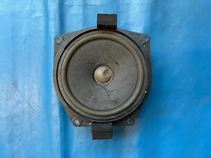 Altavoz de puerta Land Rover Freelander (Parte #: XQM101600) 2000 - 2006 - Imagen 1 de 2