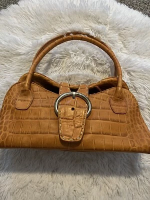 CARTERA DESMO CUERO REPUJADO Foto 1 de 4