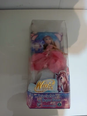 Winx Club 2010 Bambola Flora Principessa del Regno Fatato Nuova - Imagen 1 de 2