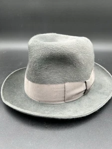 Cappello Fedora Vintage Borsalino Med Grigio "Peluche" Velluto Taglia 7 1/2 Made In Italy - Foto 1 di 9