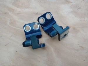 2014-2022 JEEP CHEROKEE REAR LEFT SIDE LOWER & UPPER DOOR HINGE SET OEM - Bild 1 von 6