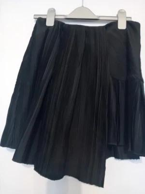 H&M Black Skirt With Features a Wrap Over Detail At The Front - Image 1 of 3