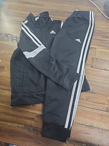 Adidas Little Boys Zip Up Black 2 pc Jacket Pants Set Youth 6 EUC - Picture 1 of 11