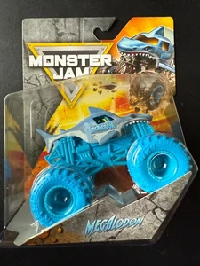 2025 Spin Master Monster Jam Megalodon Series 01 ERROR - Picture 1 of 5