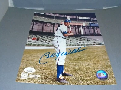 Billy Williams Signed Chicago Cubs 8x10 Photo Autographed JSA COA 1A - Image 1 of 4