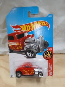 Fiamme Hot Wheels HW 2017 con FORD '32 - 6/10 - 146/365 - DTX84 - Foto 1 di 4