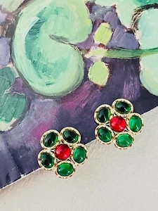 Baroque Ruby Emerald Flower Crystals Cabochon Retro Clip Earrings, Gold Women - Picture 1 of 7