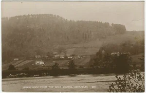 WEEM ROCK FROM THE GOLF CAMPO, ABERFELDY - Postal de Perthshire (P5629) - Imagen 1 de 2