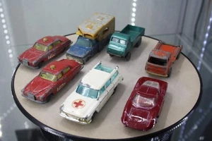 HUSKY Konvolut Range Rover Ferrari Ford Studebaker Jaguar Bedford - Bild 1 von 9