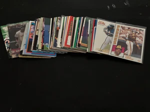Lote de 84 tarjetas de béisbol Tony Gwynn insertos de los Padres de San Diego + - Imagen 1 de 5