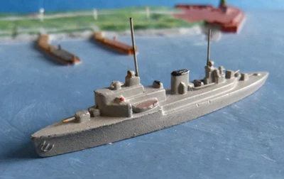 Wiking Metall Modell 59c 1:1250 U Boot Tender Saar deutsche Kriegsmarine 2.WK - Bild 1 von 4