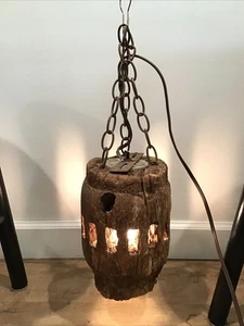 Vintage Rustic Wagon Wheel Hub Ceiling Light Fixture Corded Folk Art - Picture 1 of 9