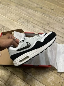 Talla 5Y (GS) - Nike Air Max 1 Blanco/Negro-Platino Puro (DZ3307 106) - Imagen 1 de 10