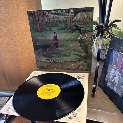 Винтажная виниловая пластинка The Hollies Distant Light 1972 Epic Record KE-30958 #london - Изображение 1 из 4