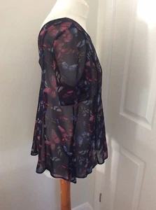Reduced! Next Navy Butterfly Top BNWT-Size 10 RRP £25-Beautiful Lovely Gift. - Picture 1 of 4