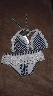 TALLA 6 NUEVO TRAJE DE BAÑO 2 PIEZAS ADORABLE EN NUEVO Y ENVÍO GRATUITO TODAVÍA ADJUNTO  Foto 1 de 2