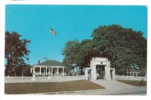 BEAUVOIR Home of JEFFERSON DAVIS Entrance Gate Biloxi Mississippi MS Postcard - Picture 1 of 2