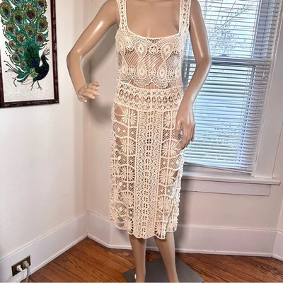 Vestido mediano de encaje a crochet de algodón Hazel Foto 1 de 4