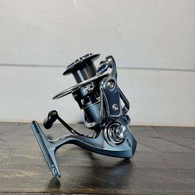 Bass Pro Shops Formula Spinning Reel 10 Ball Bearings Fma30 Mint Condition. - Image 1 of 4