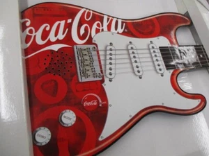 Colección Guitarra Juguete Versión Original Coca Cola 2011 premio ganador caja abierta - Imagen 1 de 5