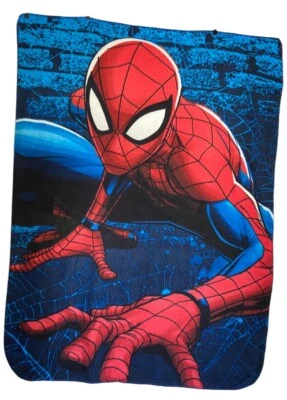 Northwest Group Spiderman Fleece Blanket Red Blue Comic Marvel Pre-owned READ - Image 1 of 4