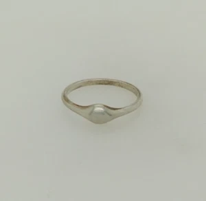 James Avery Sterlingsilber dünner ovaler Bandring Größe 7 - Bild 1 von 3