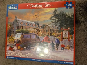 NEU White Mountain Puzzle "Christmas Inn" 1000 Teile - Bild 1 von 2