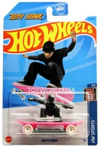 2023 Hot Wheels #42 HW Sports Skate Grom pink board - Picture 1 of 1
