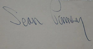 RARE! LARGE SIGNED SEAN CONNERY CUT AUTO AUTOGRAPH JSA LOA AUTOGRAPHED - Picture 1 of 4