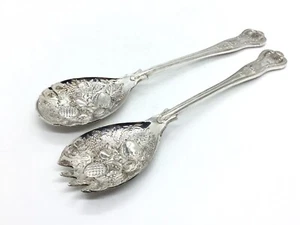 Pair of Vintage Silver Plated Salad Server Kings Pattern / embossed berry bowls - Picture 1 of 7