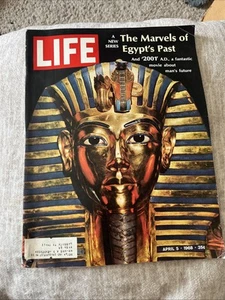 Vintage Life Magazine April 5, 1968 The Marvels of Egypt's Past Vietnam - Foto 1 di 11