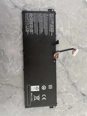 Acer AC14B8K  15.2 V  48Wh Laptop  Battery - Image 1 of 2