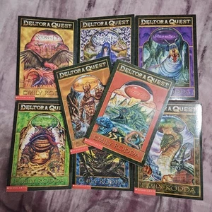 Deltora Quest, Emily Rodda Complete Set (1-8) Scholastic Books Early 2000s Y2K - Imagen 1 de 11