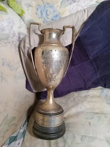ANTIGUO TROFEO 1926 fechado 16,5 pulgadas de alto grabado - Imagen 1 de 15