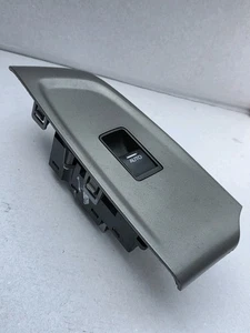 2008-2015 HONDA ACCORD MK8 NEARSIDE PASSENGERS FRONT LEFT WINDOW SWITCH  - Picture 1 of 10
