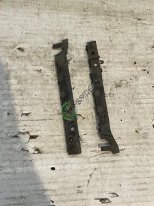 2008 BMW 1 SERIES COUPE PAIR OF BOTTOM WING BRACKETS - Picture 1 of 4