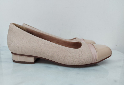 Ballerine Clarks taglia UK 4 E rosa pelle nabuk vernice punta tacco basso comode