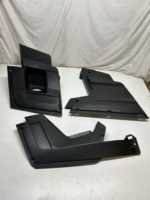 16 Arctic Cat 700 HDX XT 2016 Crew Passen carrocería derecha guardabarros plástico daños Foto 1 de 4