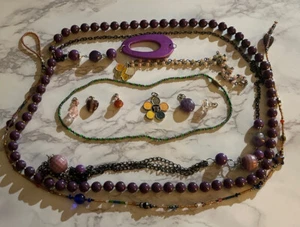 Vintage Crafting Jewelry Parts Repair Harvest Seed & Purple Beads JW-34 - Picture 1 of 10