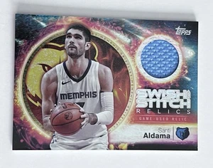 2025 Topps Baloncesto Santi Aldama RELIQUIA SWISH AND STITCH Juego Usado #SST-SA - Imagen 1 de 2