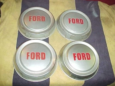 福特 1957 - 1960 F-100 卡车狗碗 9.5 英寸轮毂盖套装 57,58,59,60 贫民窟盖 — 第 1/4 张图片