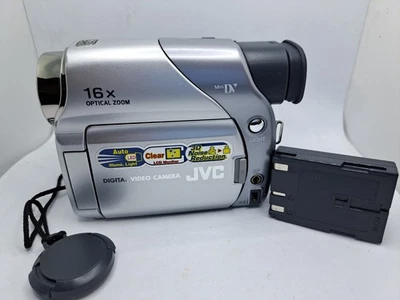 JVC GR-D23EK Handheld MiniDV Camcorder Silver Tested - Image 1 of 4