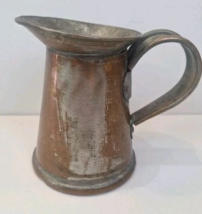 Hermosa pátina antigua de cobre y estaño hecha a mano para verter taza estampada 85 16 oz RARA - Imagen 1 de 9